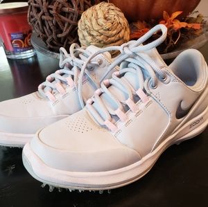 Nikes Golf shoes